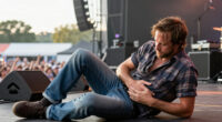 Ray LaMontagne Collapses Onstage In Nashville, Treated For Heat-Related Dehydration