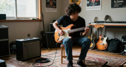 Mei Semones – “2 Hands”